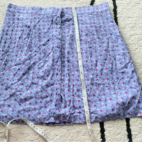 Daisy Street Purple button through mini skirt in vintage ditsy floral - Picture 5 of 10